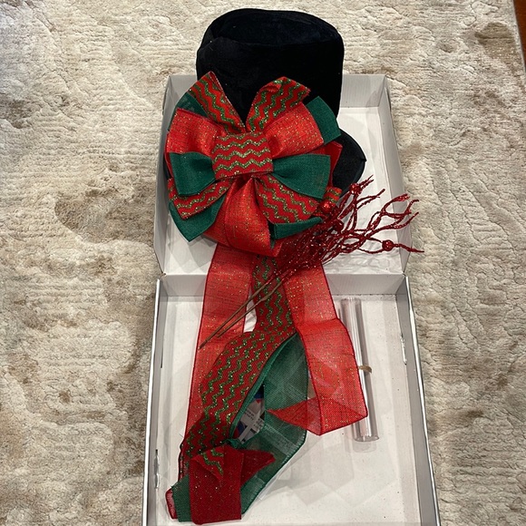 Caps tree toppers - Picture 1 of 2